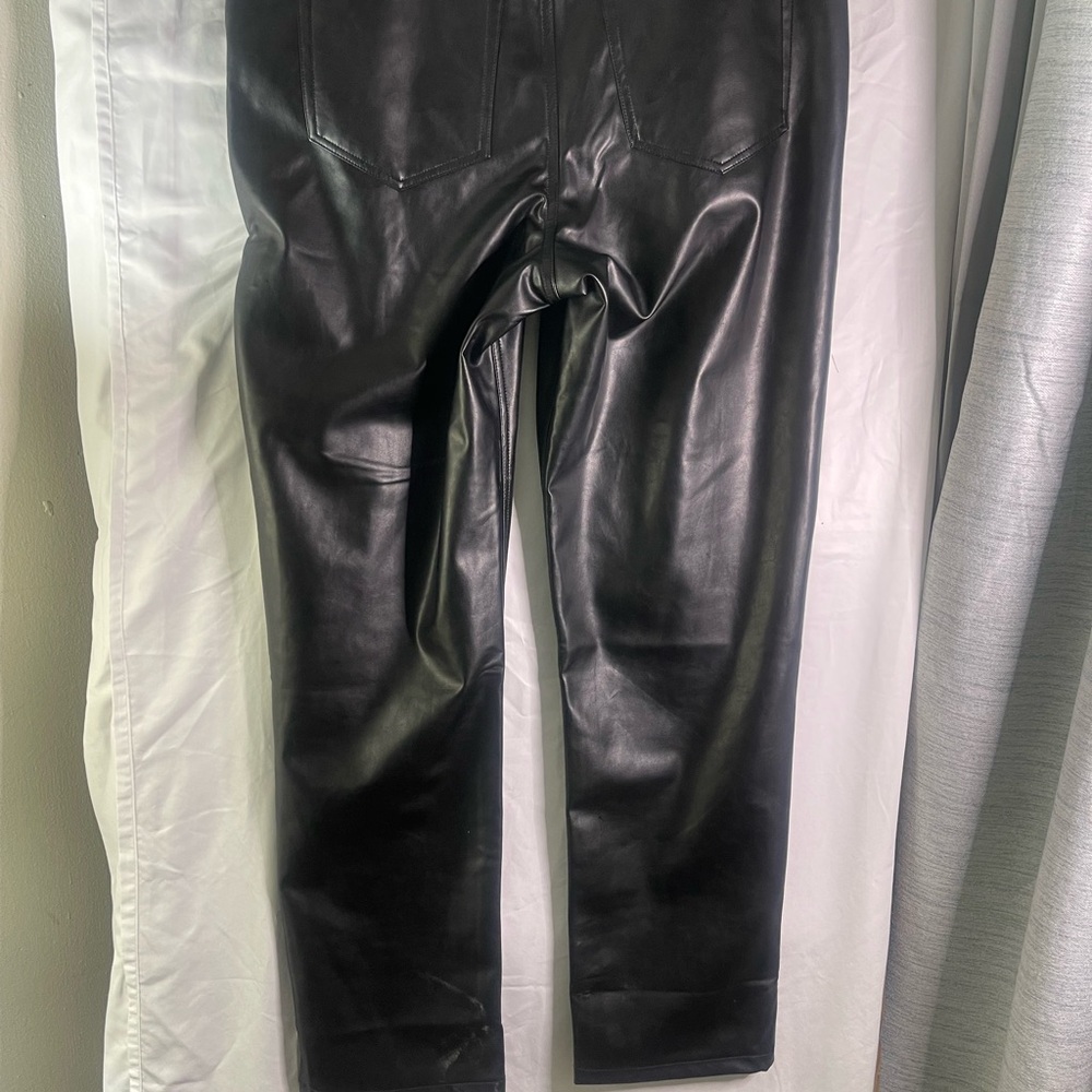 Vegan Leather 90s Straight Pant Abercrombie and Fitch